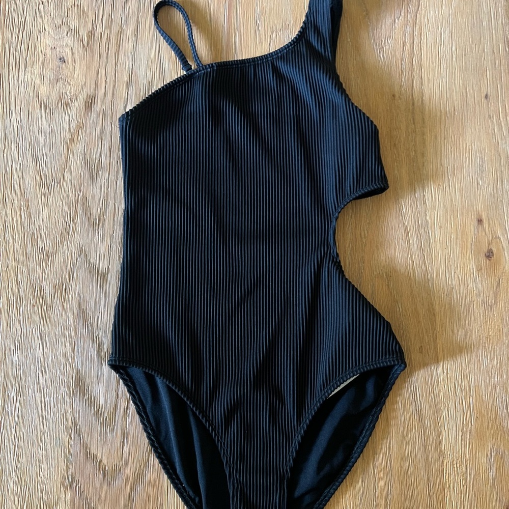 Abercrombie Kids Black One Piece Swimwear with Asymmetrical Design